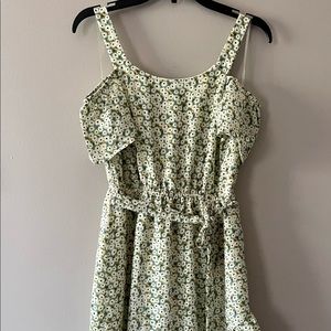 Floral Cold Shoulders Tulip Hem Dress /Girls/ Size Medium/Mint Green